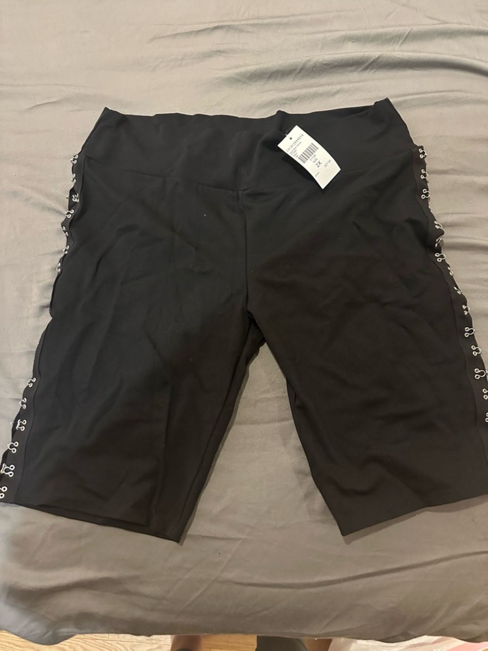 🆕 Fashion Nova Black High-Waist Bike Shorts with Silver Hook Trim